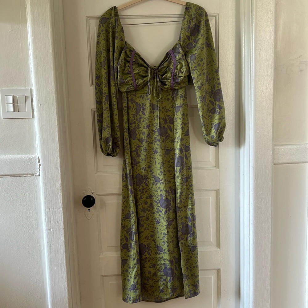 Urban outfitters kitty print puff sleeve dress green